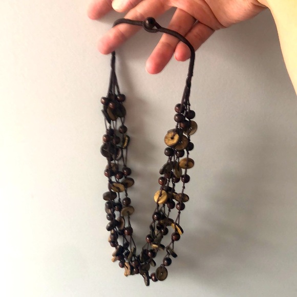 Beautiful necklace - Picture 2 of 2